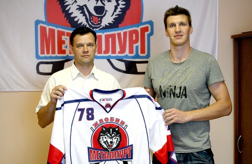 ОЧБ. Металлург подтвердил переход Михнова и готов подписать Тезикова Еще один хоккеист, отыгравший минувший сезон в ПХЛ, может перебраться в Беларусь.