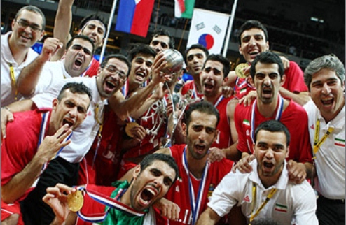 Иран — чемпион Азии Хамед Хаддади и Мехмед Бечирович привели иранцев к чемпионству. 