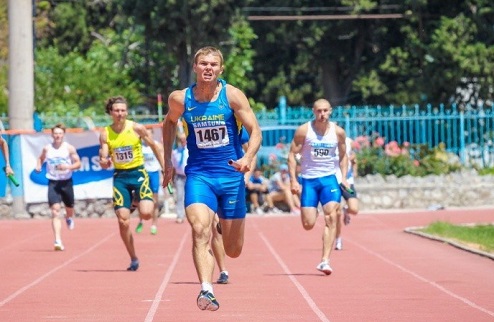 Легкая атлетика. ЧМ. Смелик еще раз обновил личный рекорд Украинский спринтер продемонстрировал отличный бег в полуфинале 200-метровки, в очередной раз ...