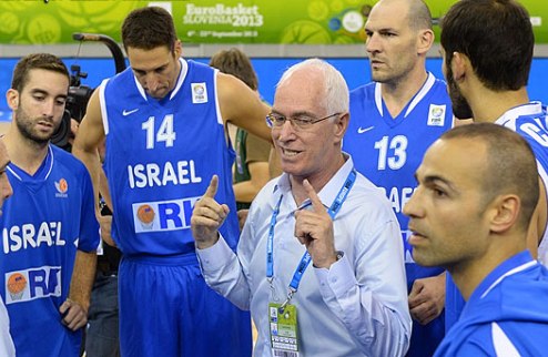 Шивек: "Не случилось ментального перелома, веры в то, что мы выиграем" Наставник Израиля прокомментировал неудачный для своей команды поединок с командо...