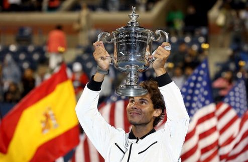 Надаль — чемпион US Open! Новак Джокович не смог остановить Рафаэля Надаля на пути к 13-му триумфу на турнирах Большого Шлема.