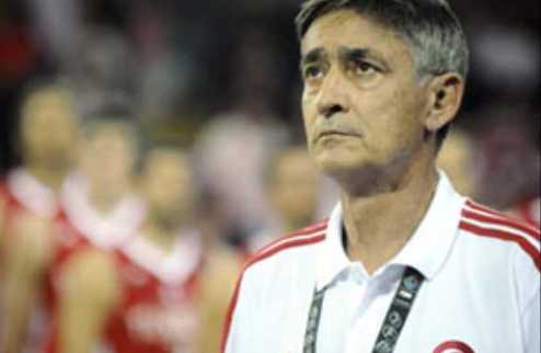 Таньевич подаст в отставку Главный тренер сборной Турции решил прекратить сотрудничество с командой после провала на Евробаскете. 
