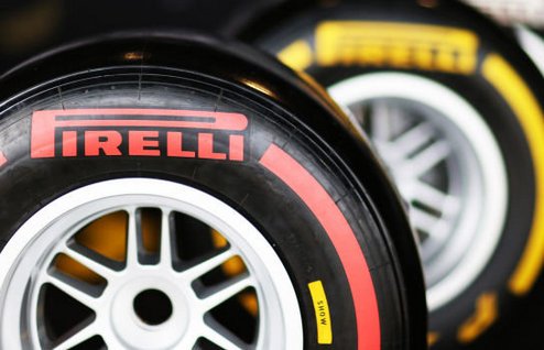 Пирелли останется в Формуле-1 на следующий сезон Судя по всему, договор с поставщиком шин и вовсе рассчитан на пять лет.