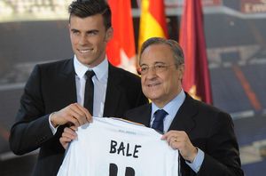 Барселона пыталась купить Бэйла Испанские СМИ сообщают, что Барселона пытались подписать Гарета Бэйла два сезона назад.