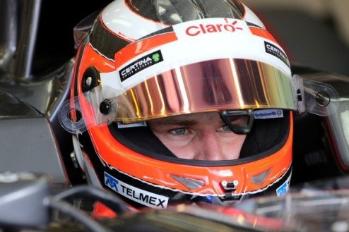 Формула-1. В Лотусе готовы закрыть глаза на вес Хюлькенберга Немецкий гонщик находится в поисках места в болиде на следующий сезон.