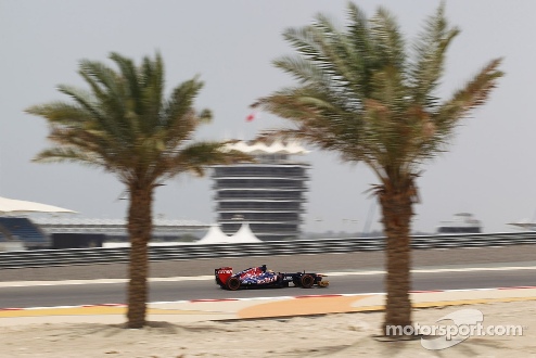 Формула-1. Команды не боятся ехать в Бахрейн Островное государство будет постепенно возвращаться в жизнь Королевских гонок.