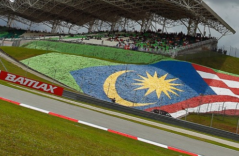 MotoGP. Сепанг остается в календаре до 2016 года Малайзийский Сепанг продолжит принимать гонки MotoGP.