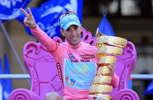 Велоспорт. Нибали: главная цель на следующий сезон – Тур де Франс Итальянский гонщик Винченцо Нибали рассказал о главной задаче на следующий сезон.