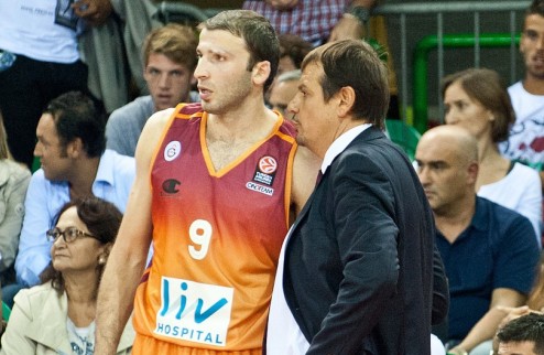 Маркоишвили выбыл на три месяца На тренировке форвард Галатасарая получил серьезное повреждение. 