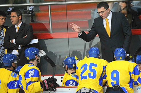 Назаров нашел замену Тимченко и Шафаренко Главного тренеру национальной команды пришлось расширить список список кандидатов до 28 хоккеистов.