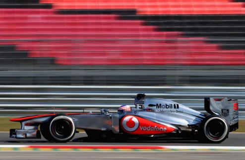 Формула-1. Макларен объявит о новом титульном спонсоре в следущем году Первоначально планировалось, что сделают это британцы после заключительной гонки ...