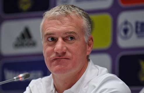 Дешам: "Для меня это был удар" Главному тренеру сборной Франции пришлось немало оправдываться на пресс-конференции после поражения от Украины в первом м...