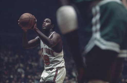 Истории мужества. Уиллис Рид Двукратный чемпион НБА (1970, 1973). Самый ценный игрок сезона 19769/70. Член баскетбольного Зала славы (с 1982 года).