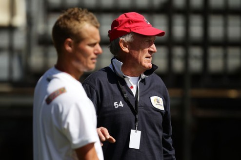 Томича зовет команда Хьюитта Известный тренер Тони Роч уверен, что ему есть чему обучить талантливого теннисиста.