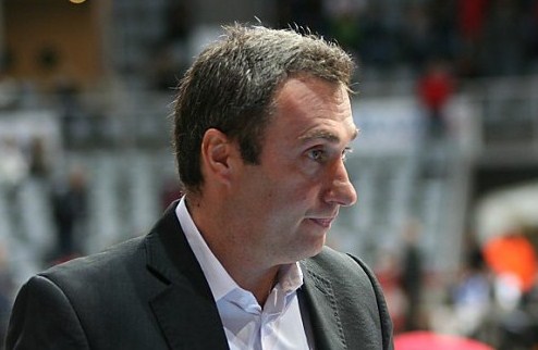 Сборная Чехии получила нового главного тренера На Евробаскет-2015 команду поведет Ронен Гинзбург. 