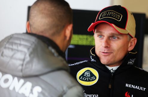 Формула-1. Ковалайнен может вернуться в Катерхэм Команда еще не утвердила ни одного из своих пилотов на будущий сезон.