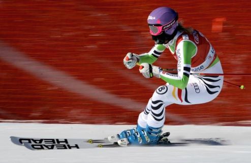 Горные лыжи. Хёфль-Риш делает дубль в арктическим холоде Немка Мария Хёфль Риш выиграла второй скоростной спуск на этапе Кубка мира по горным лыжам в ка...
