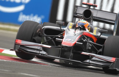 FIA  ищет новые команды для Формулы-1 Международная автомобильная федерация объявила о начале нового конкурсного отбора для желающих выставить свою кома...