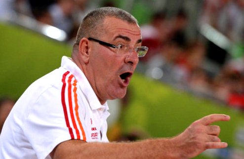Хорватия оставляет Репешу тренером на чемпионат мира 52-летний специалист останется главным тренером "клетчатых" до испанского форума. 