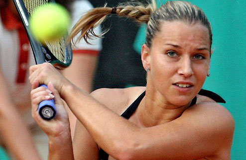 Цибулкова:"Хотела показать свой лучший теннис" Словацкая теннисистка прокомментировала свое поражение в финале Australian Open.
