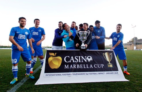 Днепр выиграл Casino Marbella Cup В контрольной встрече днепропетровцы без вариантов обыграл венгерский Видеотон и получили товарищеский трофей.