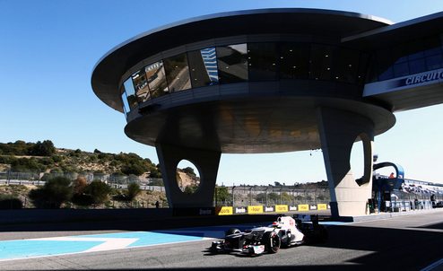 Формула-1. Предварительный график работы команд на тестах в Хересе Уже завтра стартуют первые официальные предсезонные тесты Ф-1 в испанском Хересе.