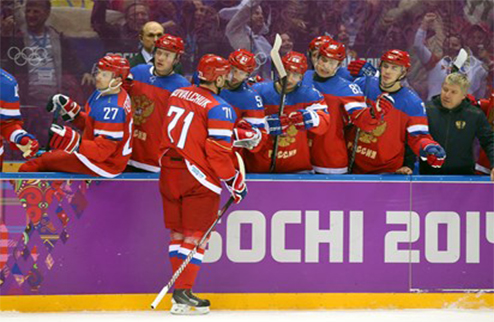 Хоккей. Россия засушила Норвегию Подопечные Зинэтулы Билялетдинова выходят в четвертьфинал, где сразятся со сборной Финляндии. 