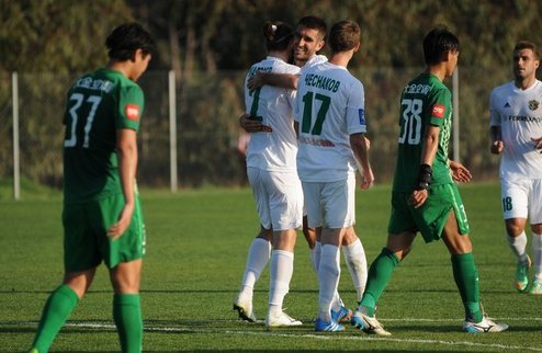 Ворскла разгромила китайцев Полтавский клуб провел очередной контрольный матч на сборе в Турции. 