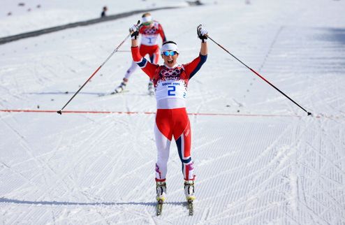 Лыжные гонки. Норвежский хет-трик в женском марафоне Марит Бьорген выиграла свое очередное золото на Олимпийских играх в Сочи.