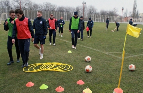 Черноморец продолжает тренировки Одесский клуб готовится к возобновлению чемпионата. 
