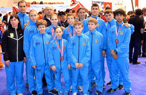 Ушу: пять наград для сборной Украины В Турции завершился пятый Чемпионат мира по ушу среди юниоров, участие в котором приняли около 700 спортсменов из 5...