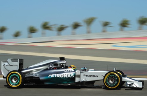 Формула-1. Гран-при Бахрейна. Хэмилтон выигрывает первую практику Льюис Хэмилтон выиграл первые свободные заезды.
