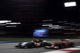 Формула-1. Гонка на Сахире останется ночной Руководство трассы в Бахрейне подтвердило информацию о том, что в будущем этап сохранит статус ночного.
