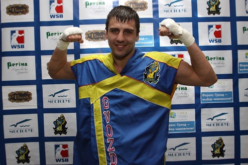 Гвоздик начинает с быстрой победы нокаутом Александр Гвоздик  успешно дебютировал в профи.