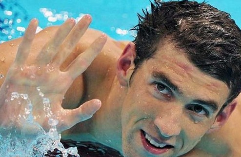Плавание: Фелпс возвращается в большой спорт Самый титулованный спортсмен в истории Олимпиад возобновляет свою карьеру.