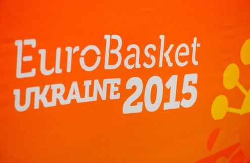 Симак: "Насколько я знаю, Евробаскета-2015 не будет" Европейский баскетбольный форум следующего года, похоже, не доедет до Украины. 
