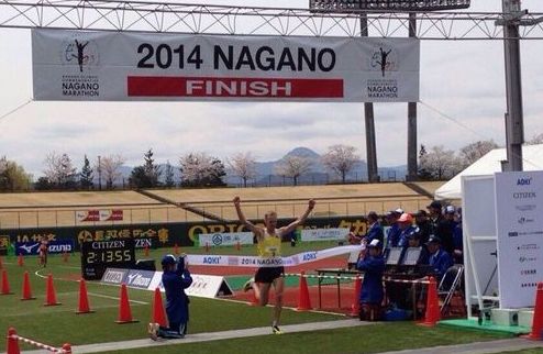 Легкая атлетика. Лебедь выиграл марафон в Японии Украинец был первым на марафоне серии IAAF Bronze Label Road Race в Нагано.