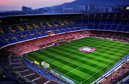 ФИФА приостановила санкции в отношении Барселоны Каталонский гранд снова может работать на трансферном рынке.