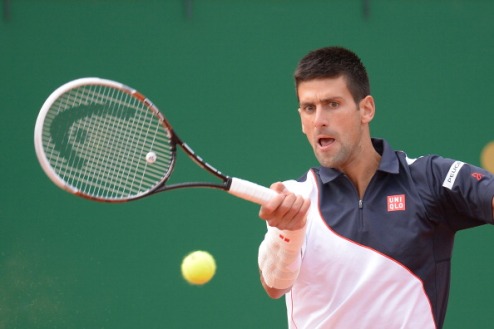 Джокович может не сыграть в Мадриде У сербского теннисиста остались проблемы с запястьем.
