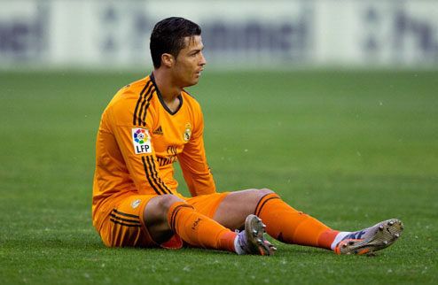 Роналду получил повреждение Лидер мадридского Реала травмировался в минувшем матче против Вальядолида.