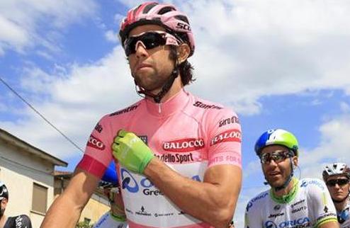 Джиро д’Италия: Мэттьюз и Эванс воспользовались завалом Австралийцы Майкл Мэттьюз и Кадэл Эванс грамотно разыграли финиш шестого этапа итальянской супер...