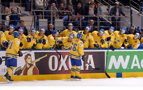 ЧМ. Трудовая победа сборной Швеции Словацкие хоккеисты провели неплохой поединок, но допустили слишком много ошибок в обороне.