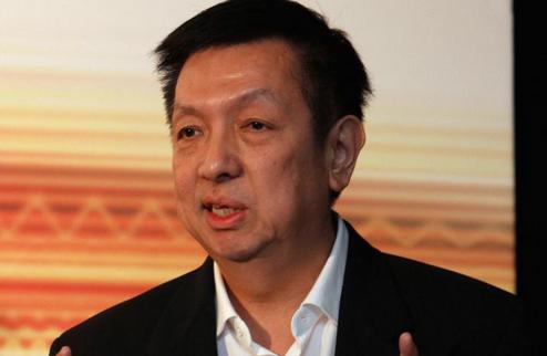 Лим официально стал владельцем Валенсии Сингапурский миллиардер Питер Лим утвержден в качестве нового владельца Валенсии.