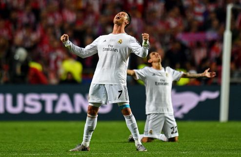 Праздник эгоизма Финал Лиги чемпионов в Лиссабоне стал наглядным подтверждением того, что в современном футболе по-прежнему исход великих противостояний...