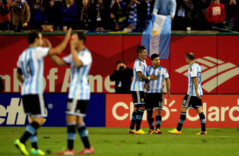 Окончательная заявка Аргентины на ЧМ Наставник сборной Алехандро Сабелья определился с теми футболистами, которые отправятся в Бразилию.