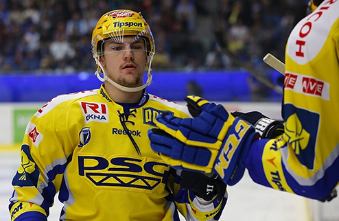 НХЛ. Заморски подписал контракт с Рейнджерс Лучший защитник чемпионата Чехии переехал в НХЛ.