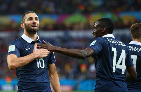 Франция разгромила Гондурас Получив численное преимущество в конце первого тайма, французы уверенно использовали его во втором, отгрузив в сумме три без...