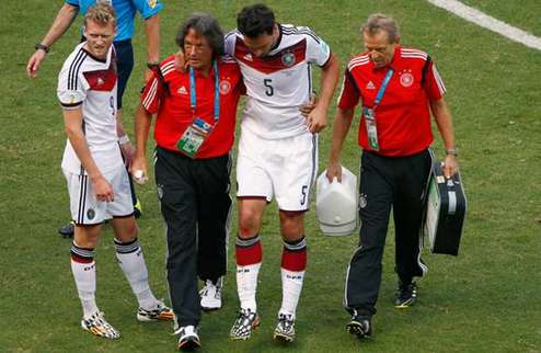 Хуммельс развеял опасения насчет травмы Защитник сборной Германии быстро вернется в строй.