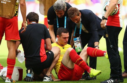 Бельгия теряет Вермалена Защитник команды Марка Вильмотса получил травму в матче против сборной России.