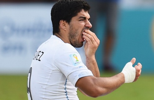 Суарес извинился за укус Кьеллини Нападающий сборной Уругвая переосмыслил свое поведение.